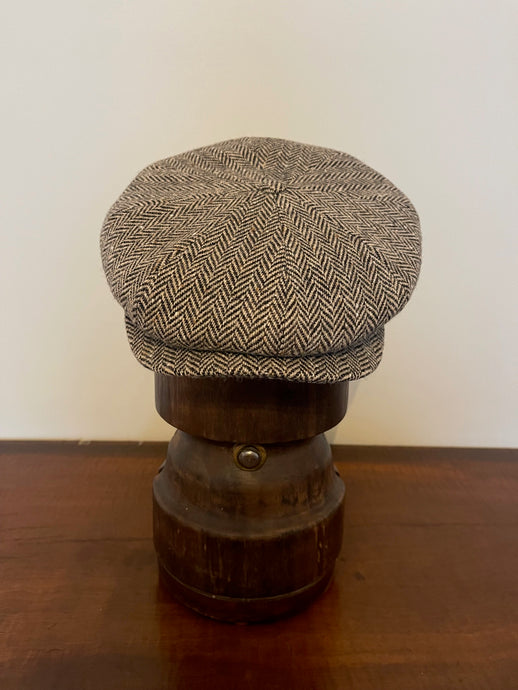 Narrow Donegal Tweed 8 piece cap